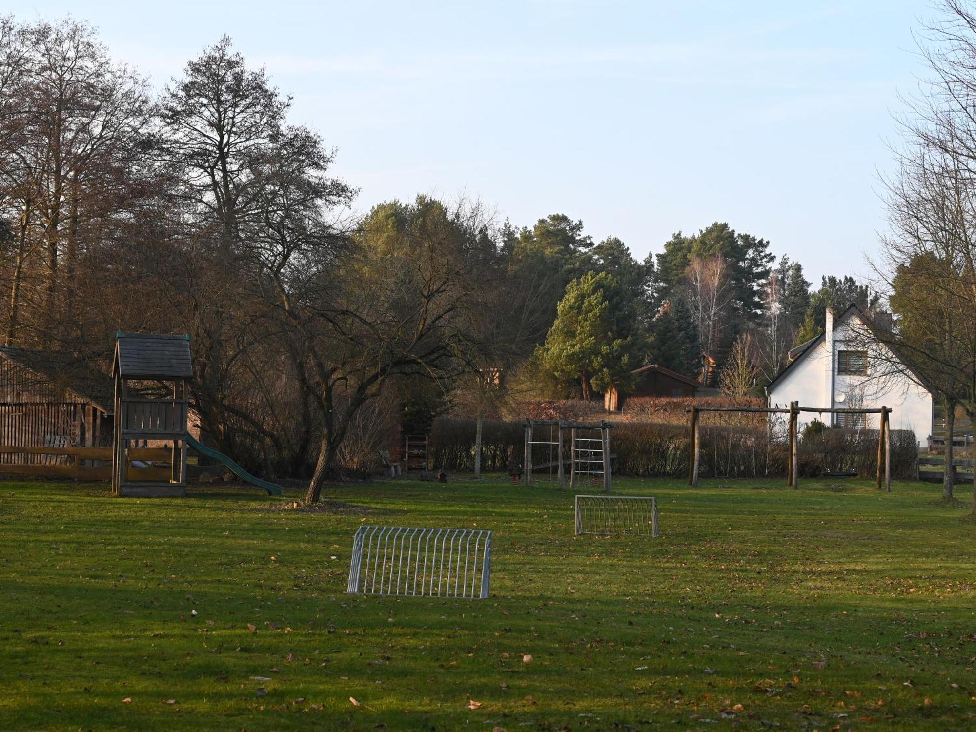 Ferienhaus-Park Brennickenswerder Lychen Esterno foto